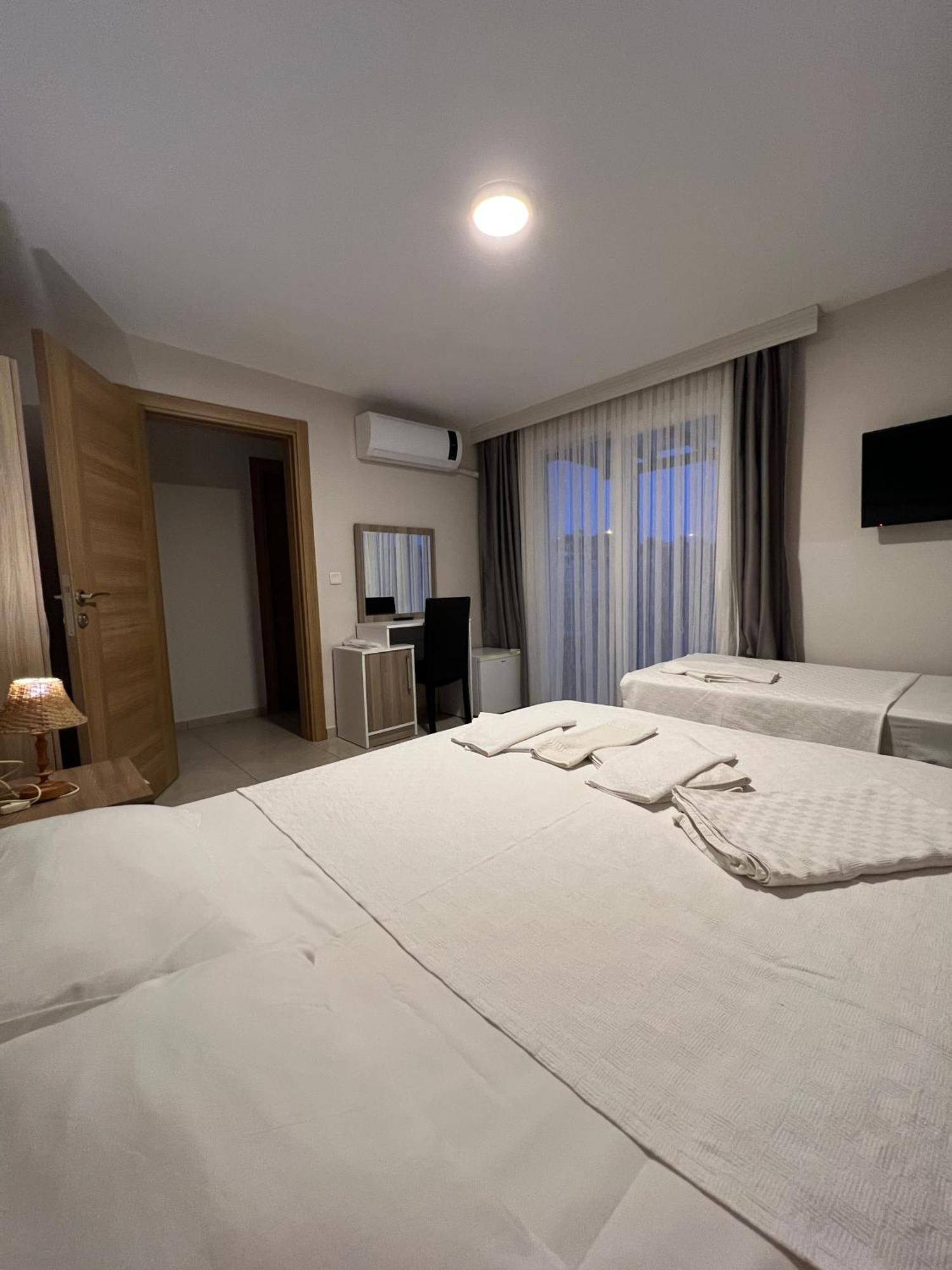 Bayram Hotel Cesme Ngoại thất bức ảnh