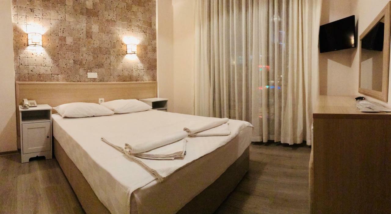 Bayram Hotel Cesme Ngoại thất bức ảnh